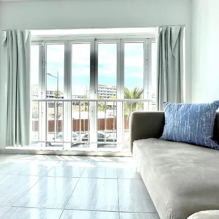 Bonito Apartamento En Playa Paraiso, Tenerife Sur Apartman *